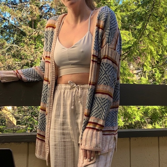 ALO YOGA Lavish light grey mesh Strappy back sexy longline sports bra Sz M - Picture 12 of 12